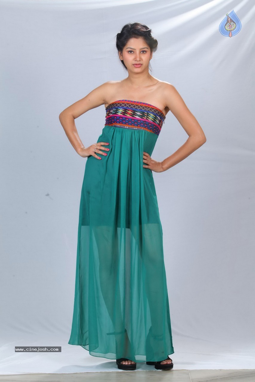 Monika Singh Latest Stills - 25 / 50 photos