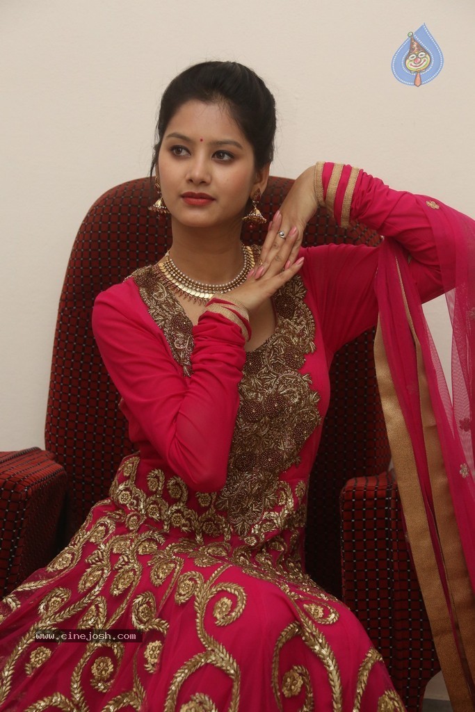 Monika Singh Latest Stills - 16 / 102 photos