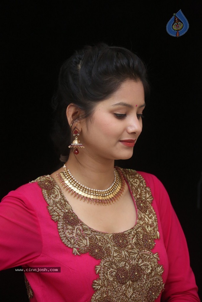 Monika Singh Latest Stills - 20 / 102 photos