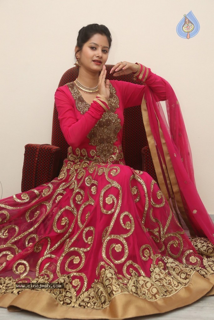 Monika Singh Latest Stills - 25 / 102 photos