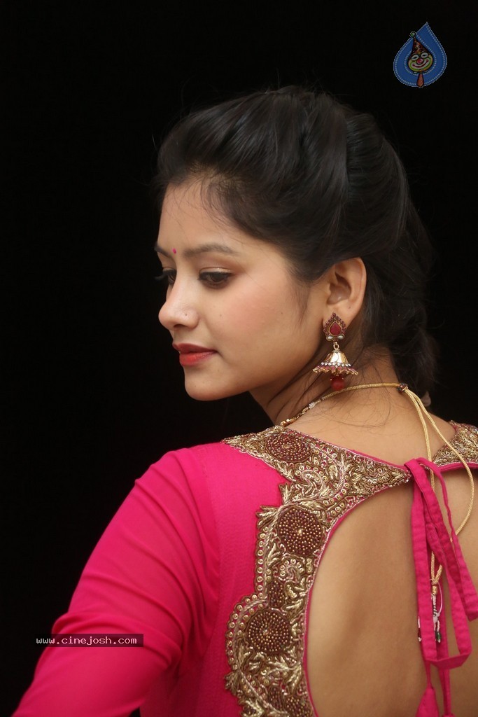 Monika Singh Latest Stills - 35 / 102 photos