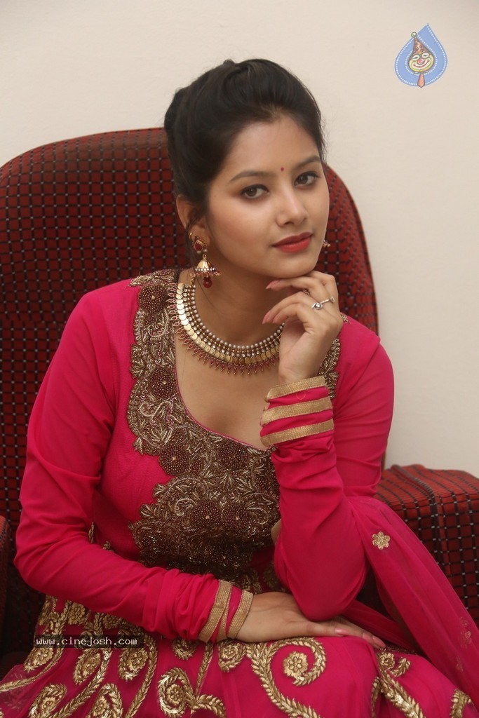 Monika Singh Latest Stills - 57 / 102 photos