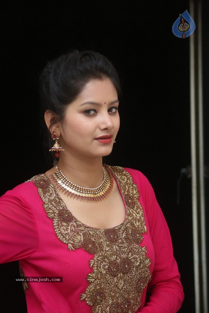 Monika Singh Latest Stills - 58 / 102 photos