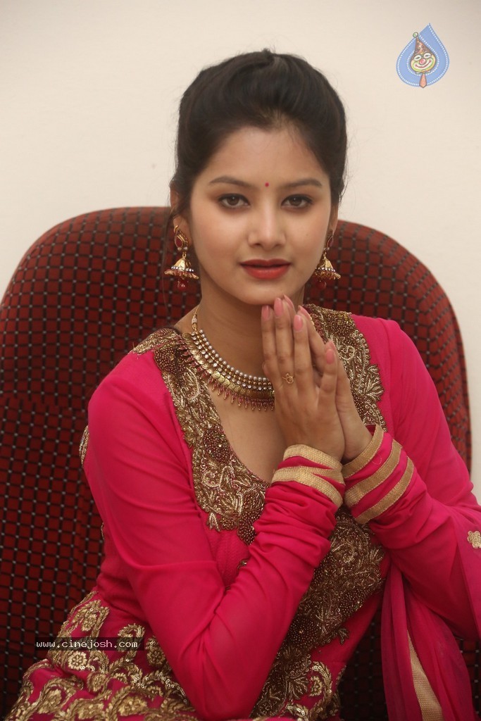 Monika Singh Latest Stills - 79 / 102 photos