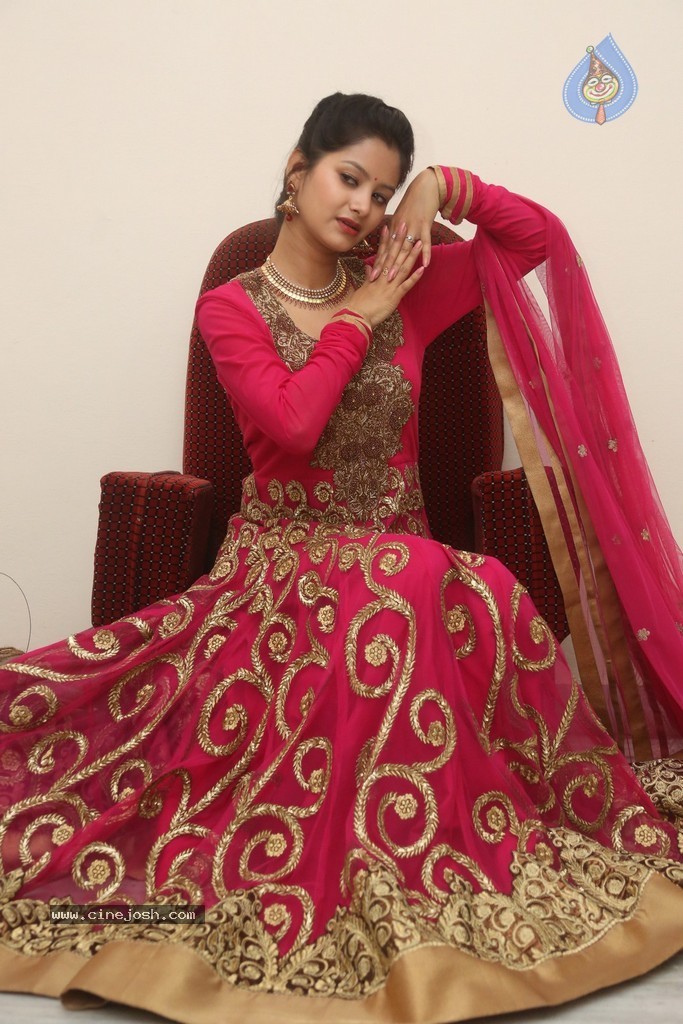 Monika Singh Latest Stills - 101 / 102 photos