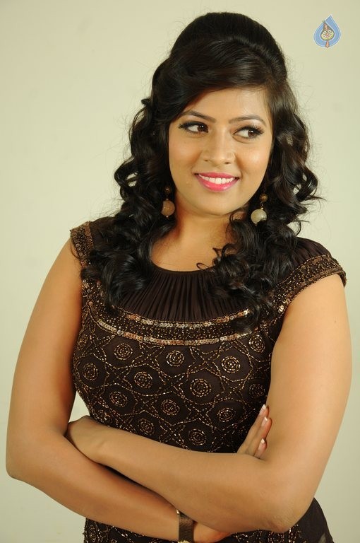 Moulika New Photos - 20 / 62 photos