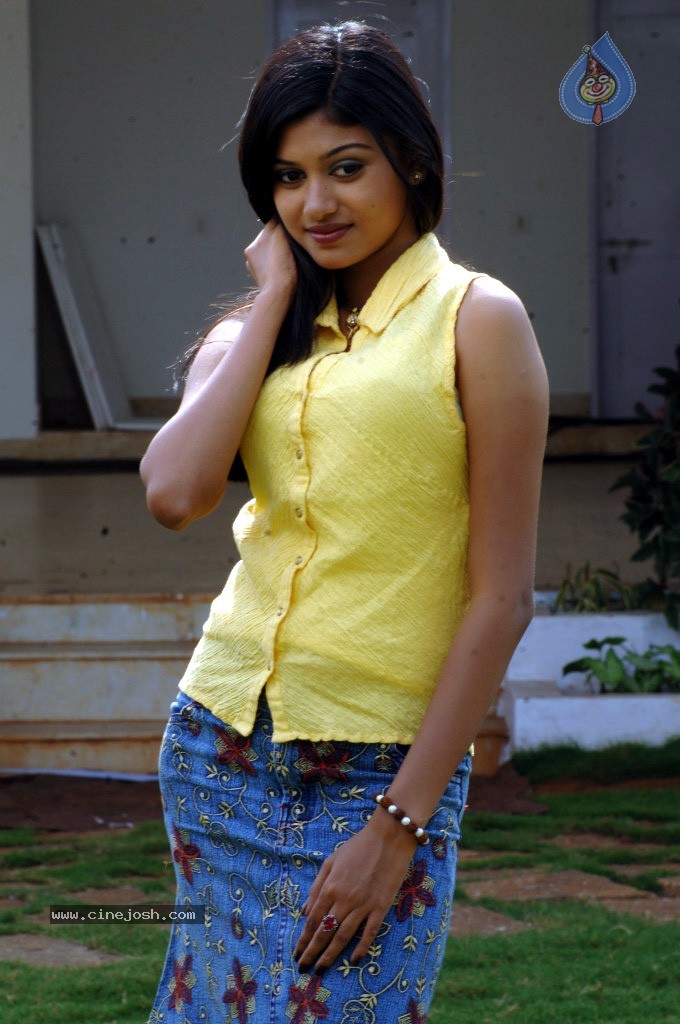 Mounika New Stills - 25 / 55 photos