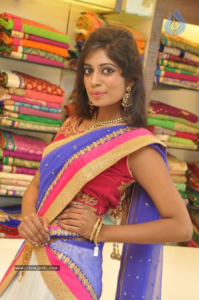 Mounika Reddy Stills - 5 / 36 photos