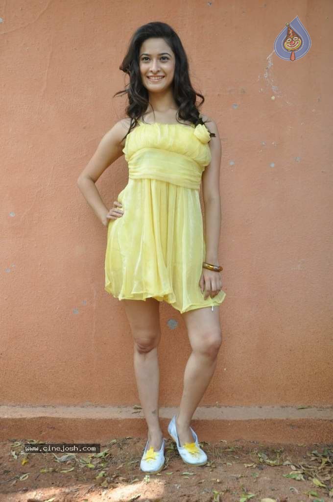 Mrudhula Hot Stills - 9 / 79 photos