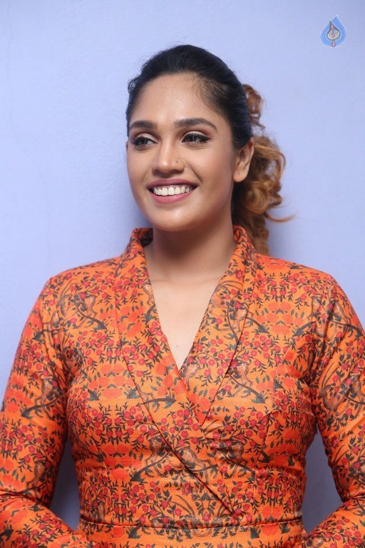 Mumtaz Sorcar New Photos - 21 / 35 photos