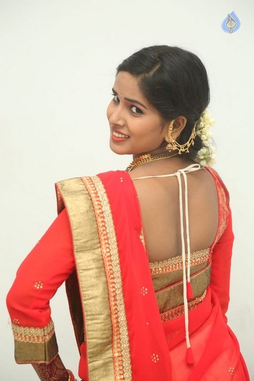 Mynaa Photos - 5 / 29 photos