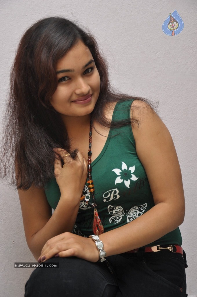 Mythili Stills - 1 / 40 photos