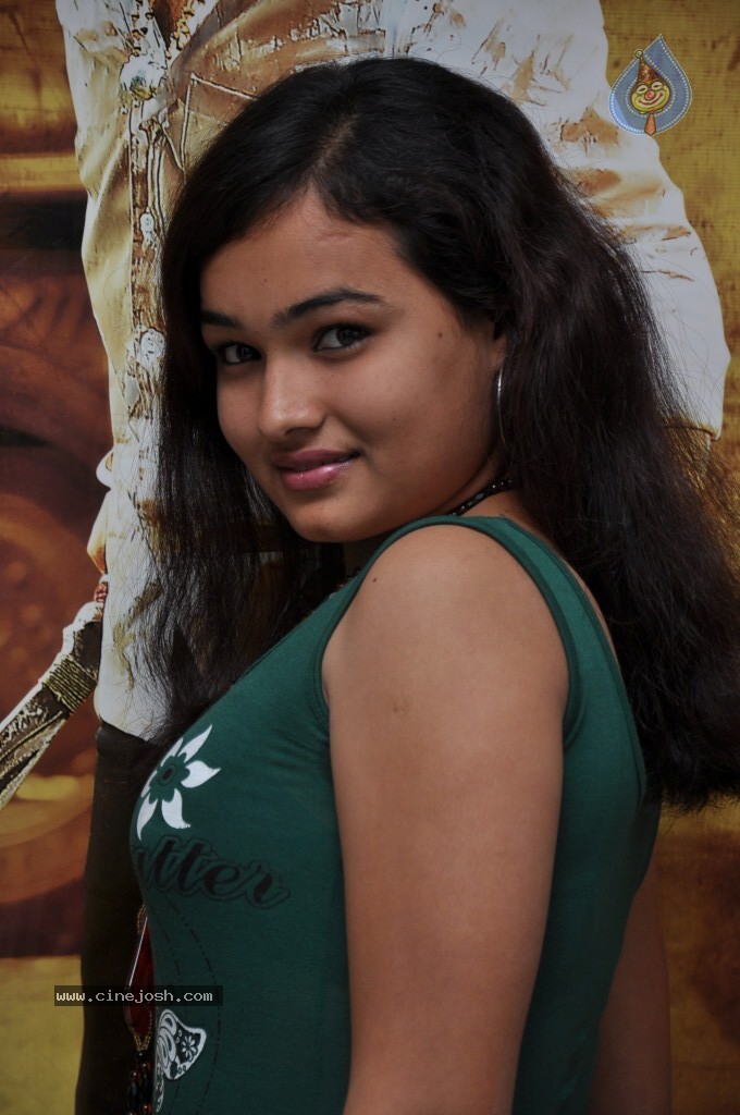 Mythili Stills - 22 / 40 photos