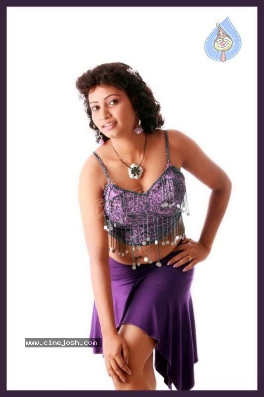 Naisa Hot Stills - 26 / 58 photos