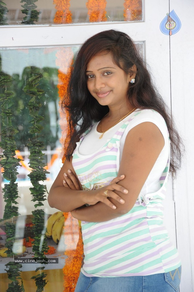 Nakshatra New Photos - 33 / 45 photos