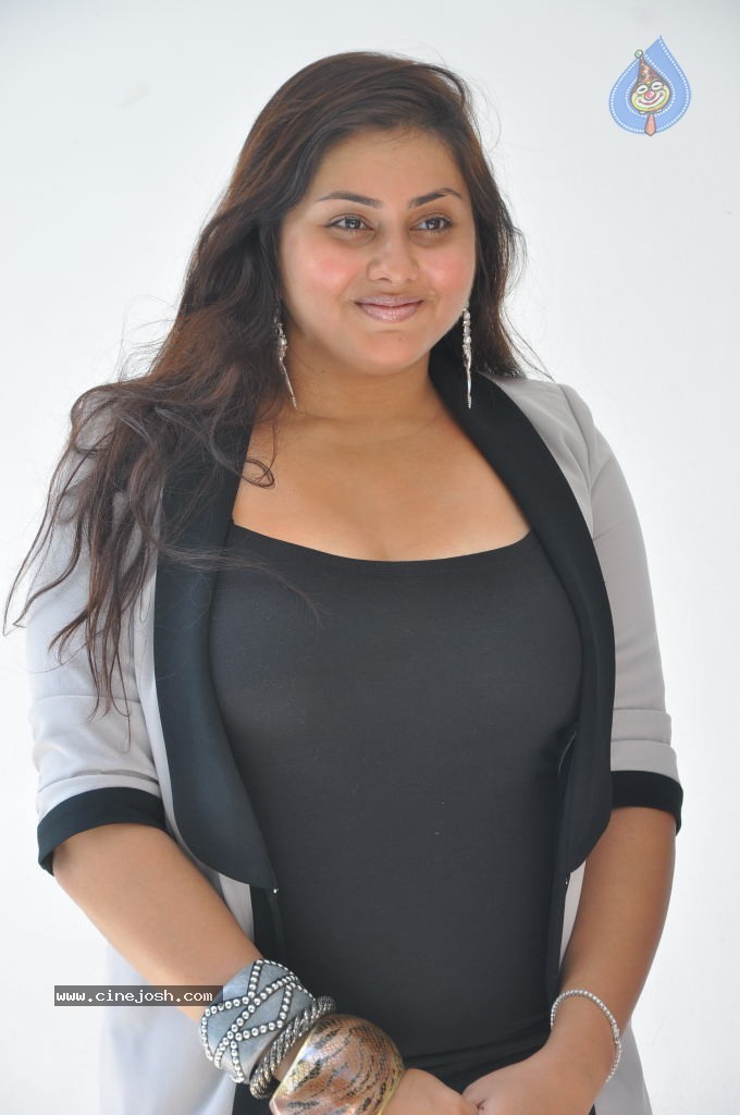 Namitha Hot Stills - 40 / 60 photos