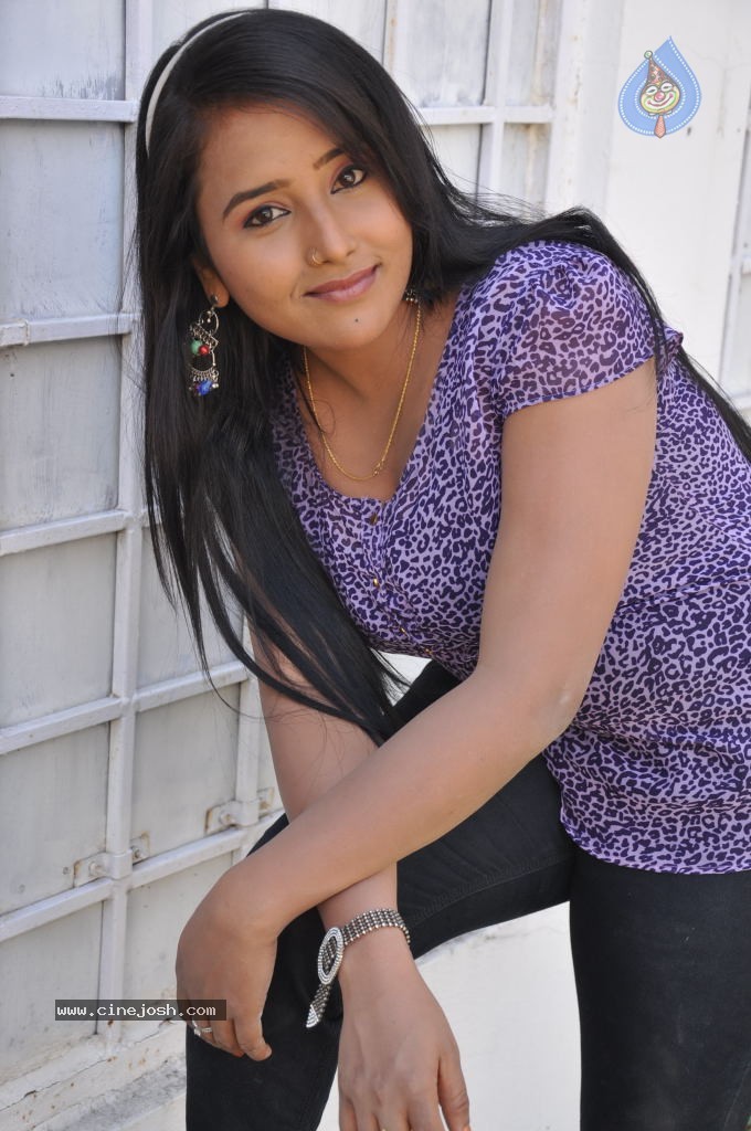 Nancy Stills - 12 / 79 photos