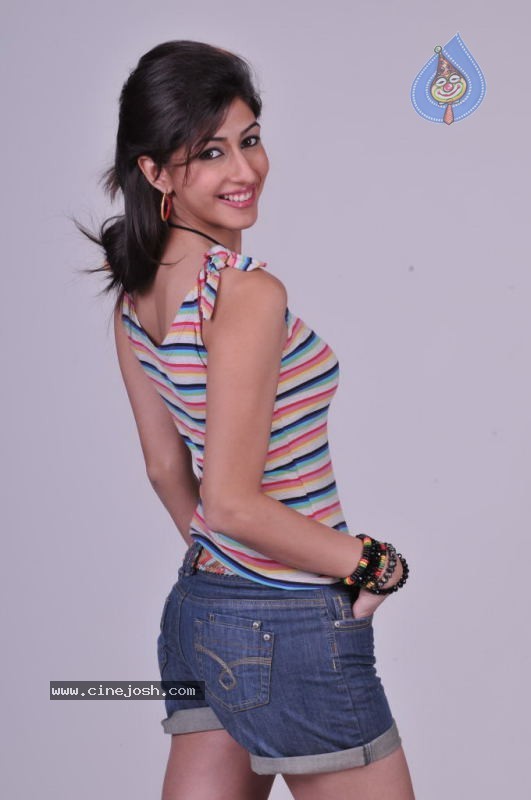 Nandini New Stills - 23 / 44 photos