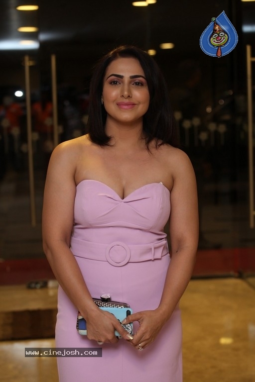 Nandini Rai New Images - 20 / 21 photos