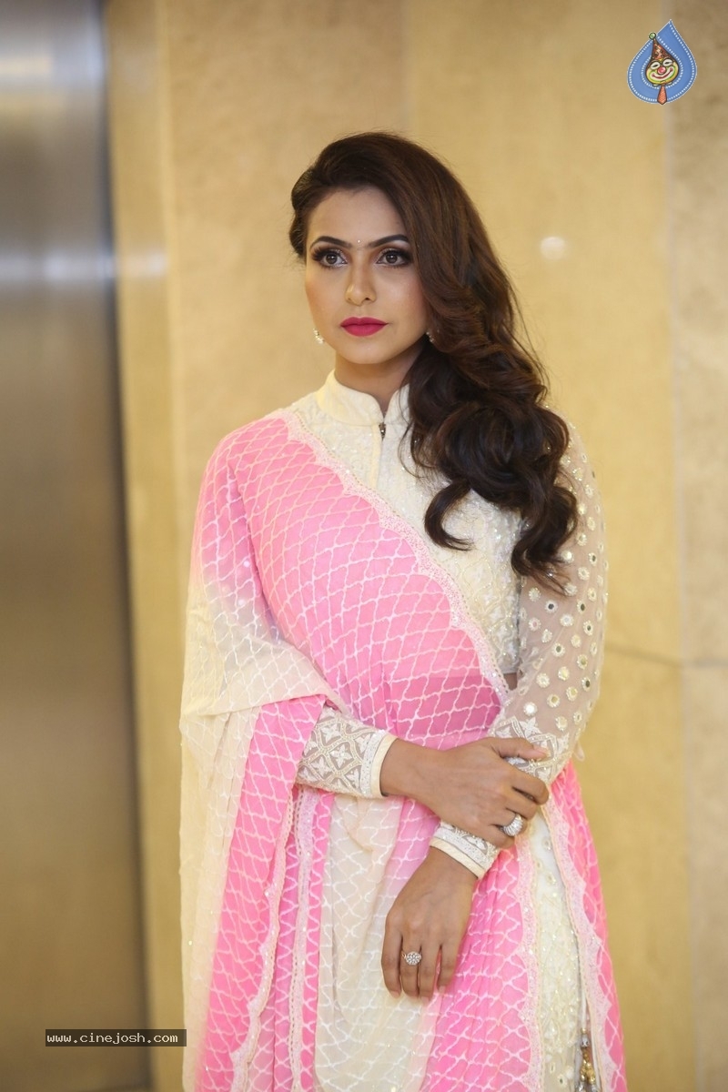 Nandini Rai New Photos - 5 / 13 photos