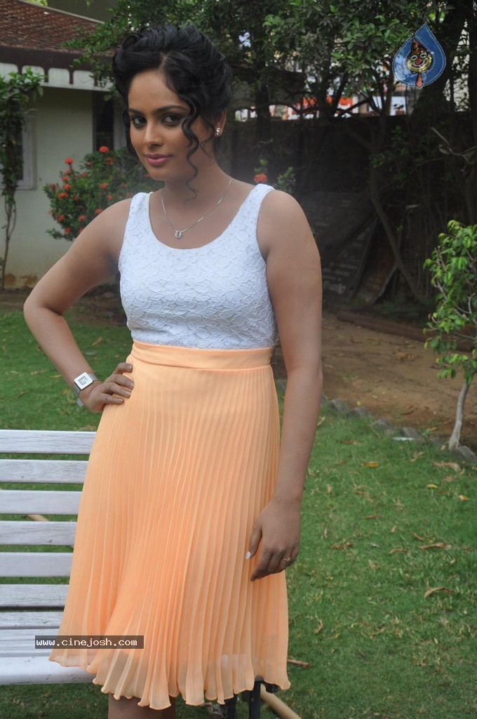 Nandita Stills - 9 / 29 photos