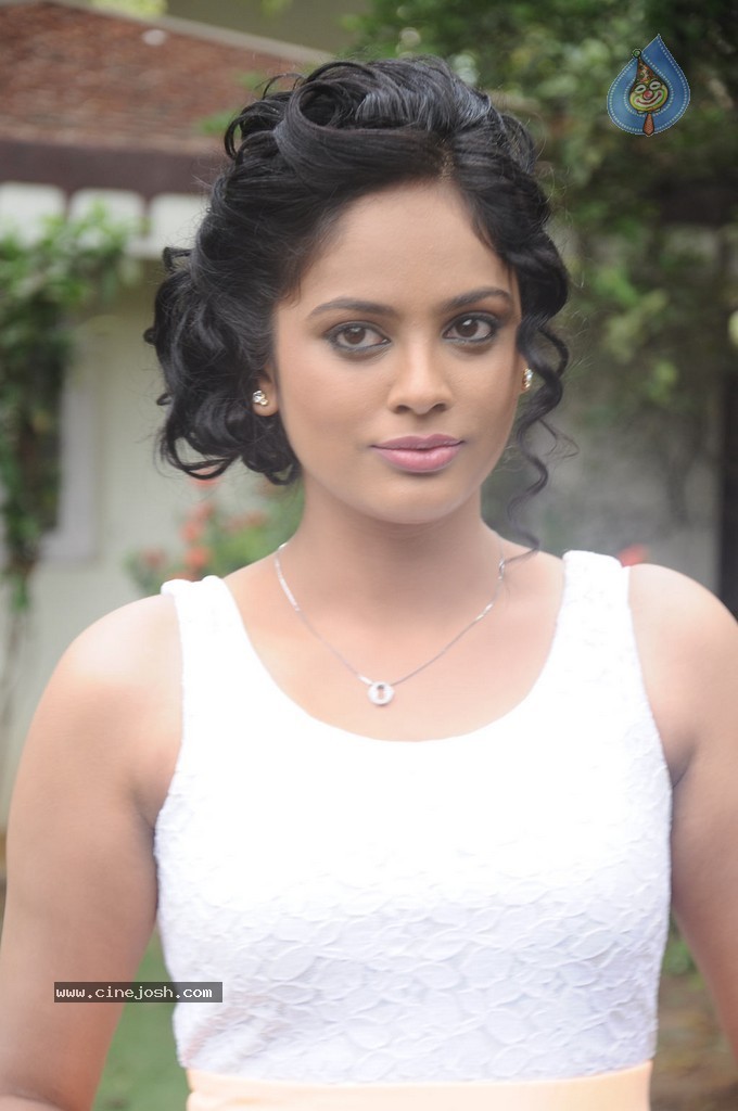 Nandita Stills - 11 / 29 photos