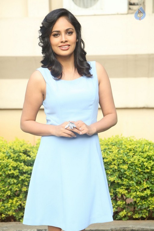 Nandita Swetha Latest Photos - 33 / 53 photos