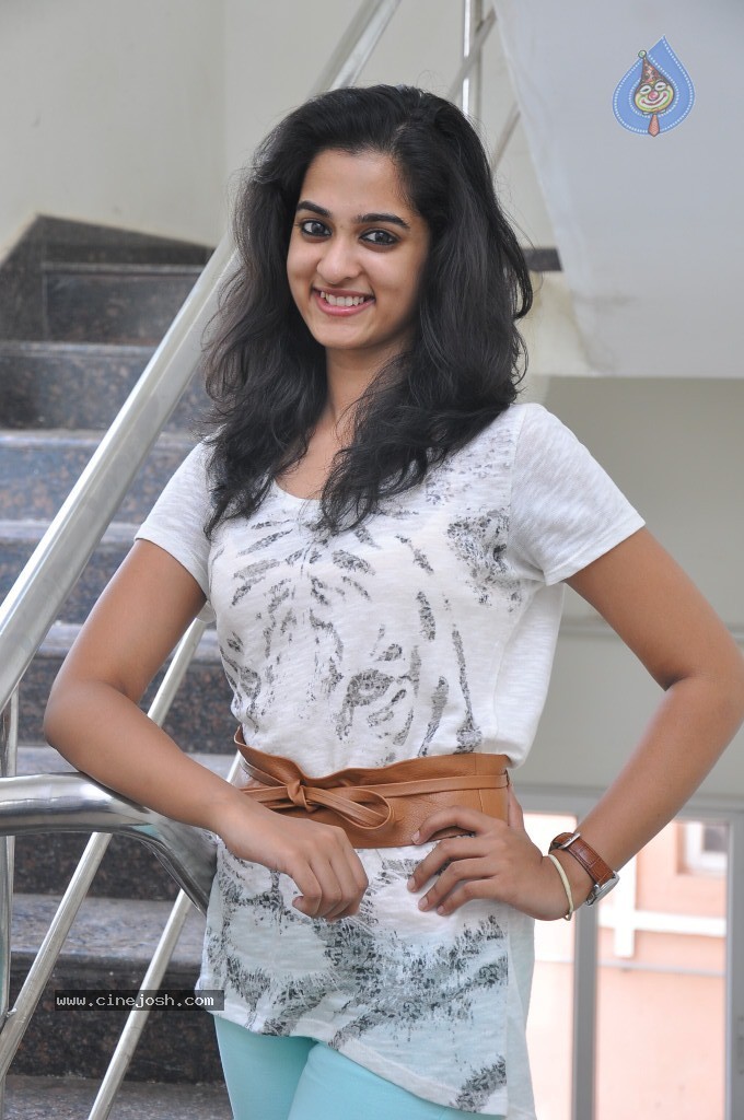 Nanditha Latest Pics - 27 / 79 photos