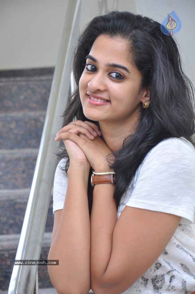 Nanditha Latest Pics - 29 / 79 photos