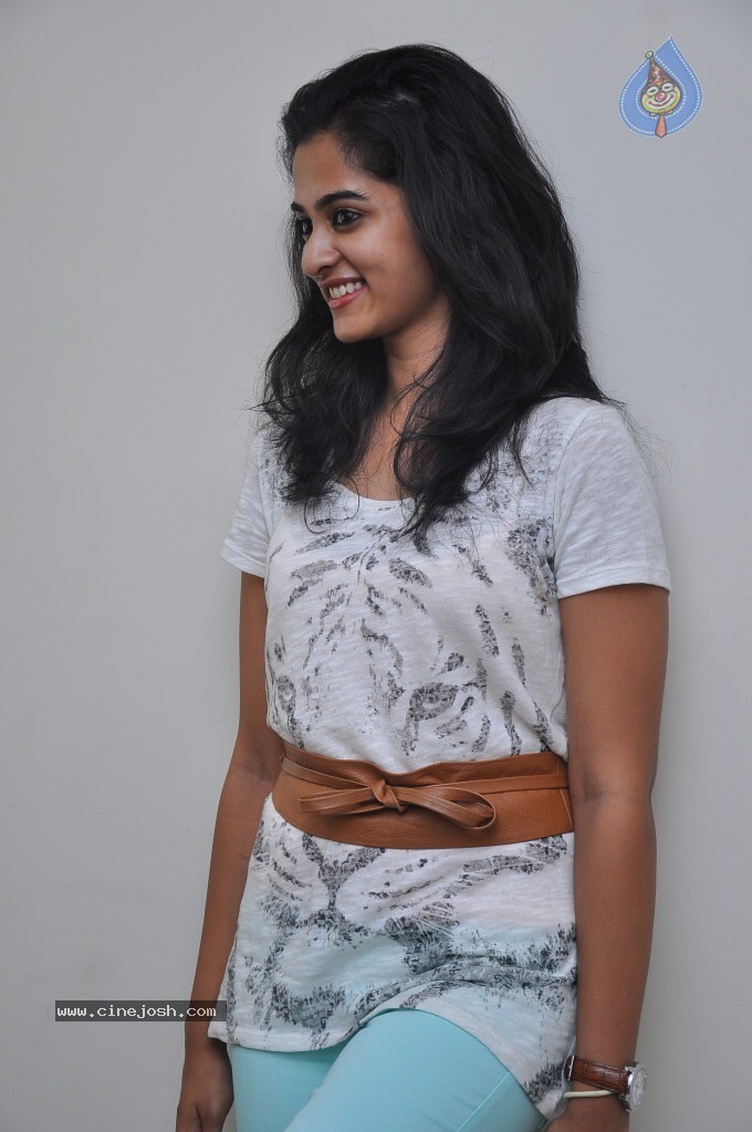 Nanditha Latest Pics - 47 / 79 photos