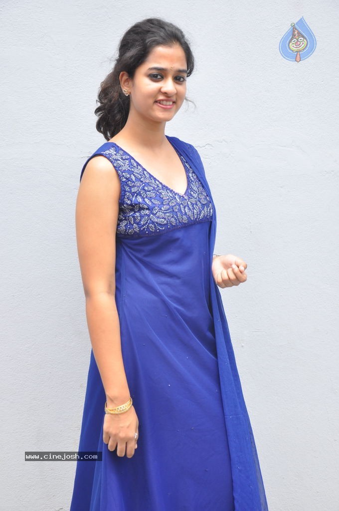 Nanditha Latest Stills - 20 / 49 photos