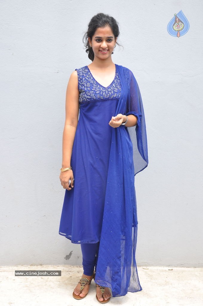 Nanditha Latest Stills - 22 / 49 photos