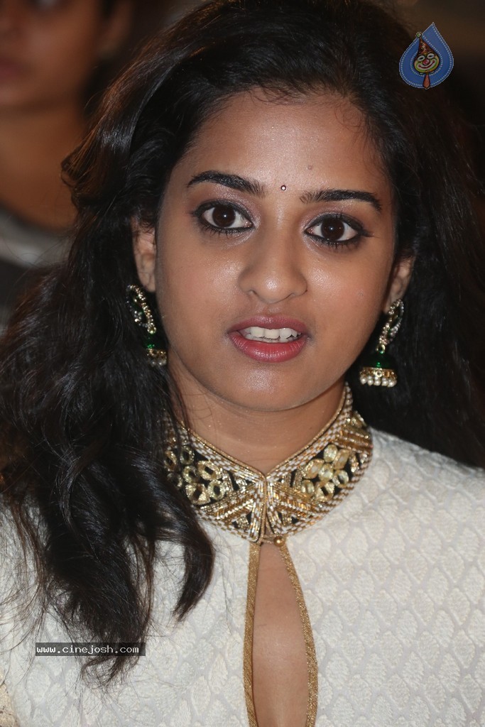 Nanditha New Pics - 31 / 36 photos