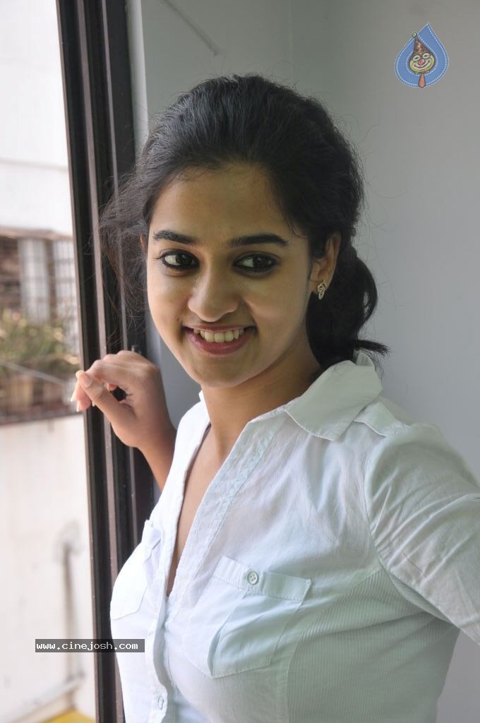 Nanditha New Stills - 20 / 56 photos