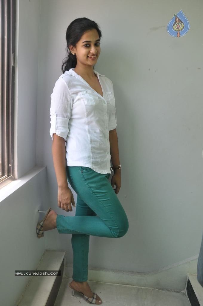 Nanditha New Stills - 24 / 56 photos