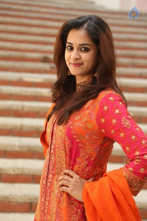 Nanditha Raj New Pics - 19 / 42 photos