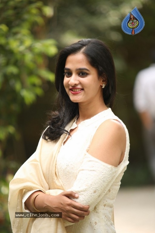 Nanditha Raj Photos - 18 / 21 photos