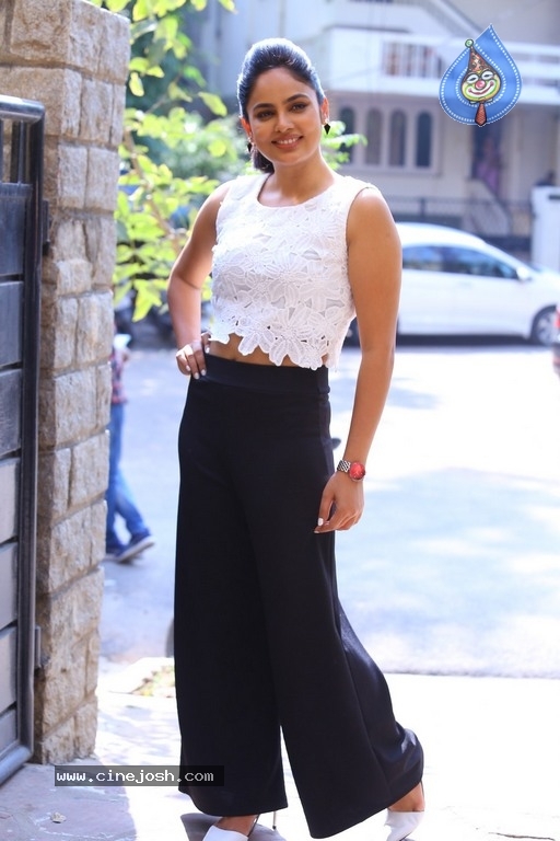 Nanditha Swetha New Photos - 2 / 45 photos