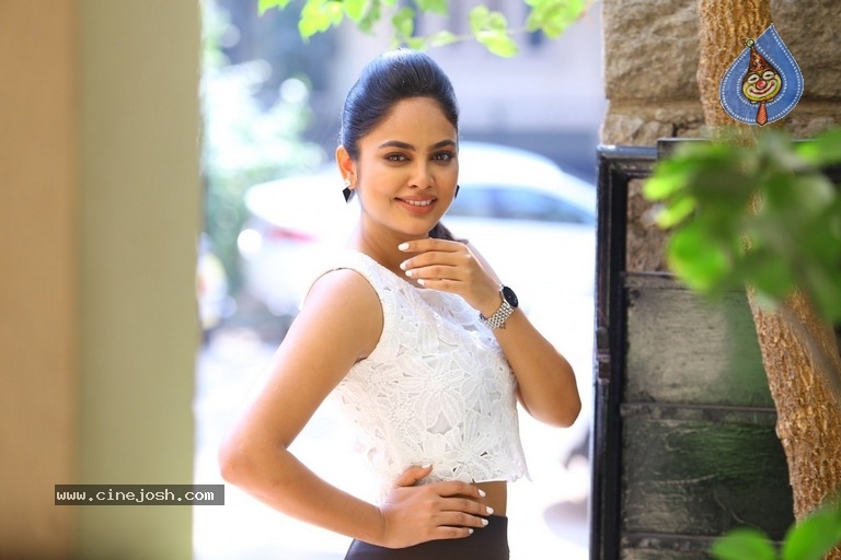 Nanditha Swetha New Photos - 27 / 45 photos