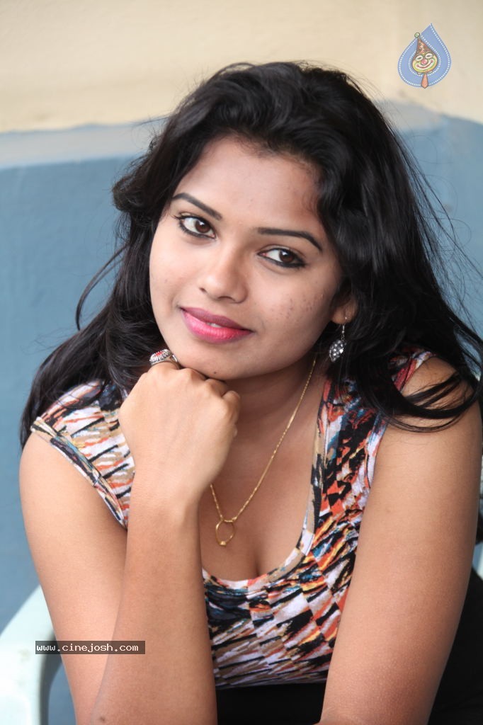 Naveena Jackson Stills - 7 / 71 photos