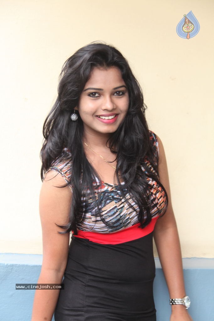 Naveena Jackson Stills - 30 / 71 photos