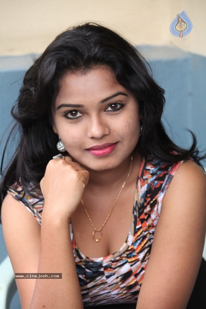 Naveena Jackson Stills - 40 / 71 photos