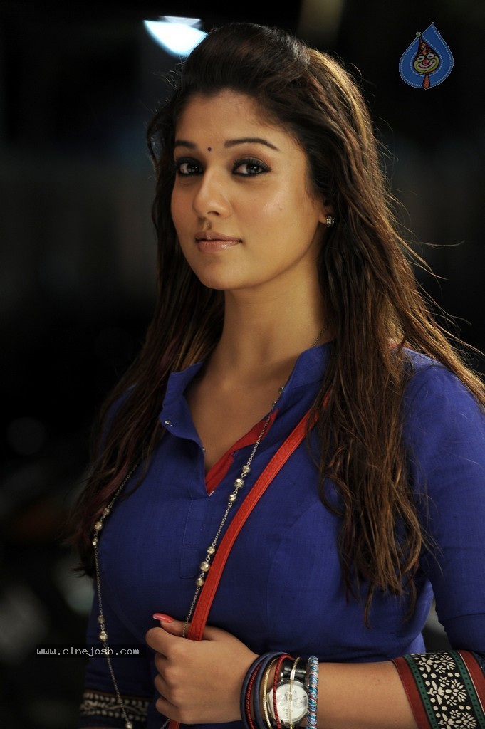 Nayanthara New Stills - 11 / 18 photos