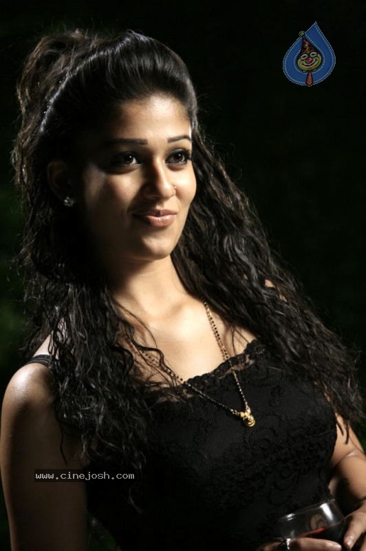 Nayanthara Pics - 44 / 50 photos