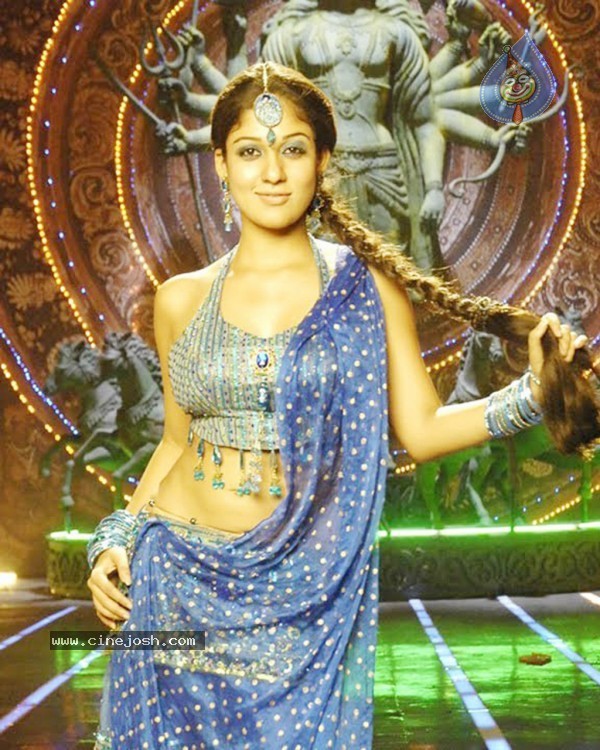 Nayanthara - Adurs Stills - 1 / 15 photos