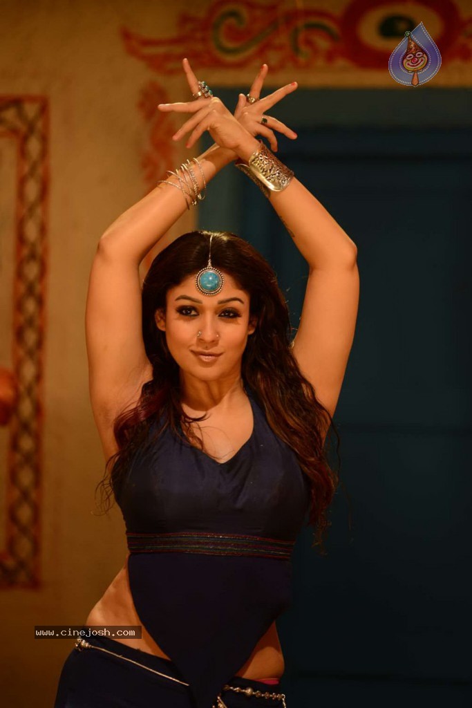 Nayanthara New Stills  - 33 / 34 photos