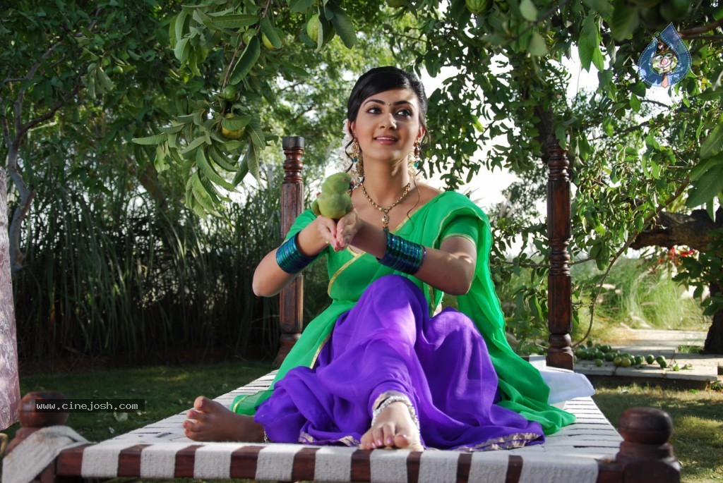 Neelam Upadhyay Hot Photos - 60 / 71 photos