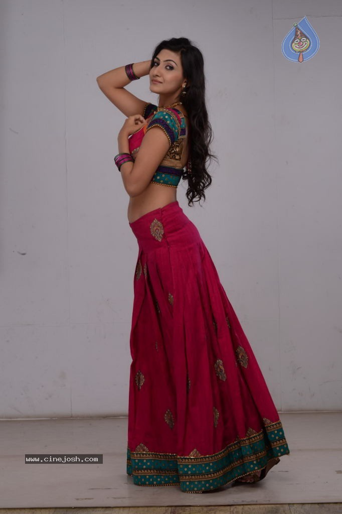 Neelam Upadhyay New Hot Pics - 69 / 84 photos