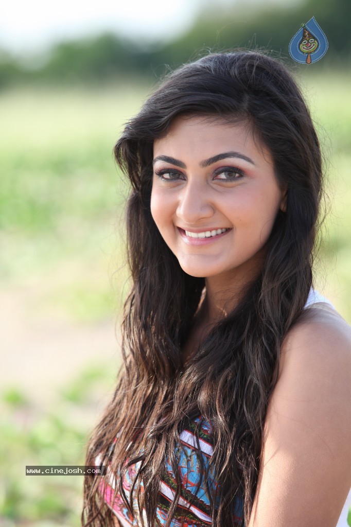 Neelam Upadhyay New Photos - 68 / 109 photos