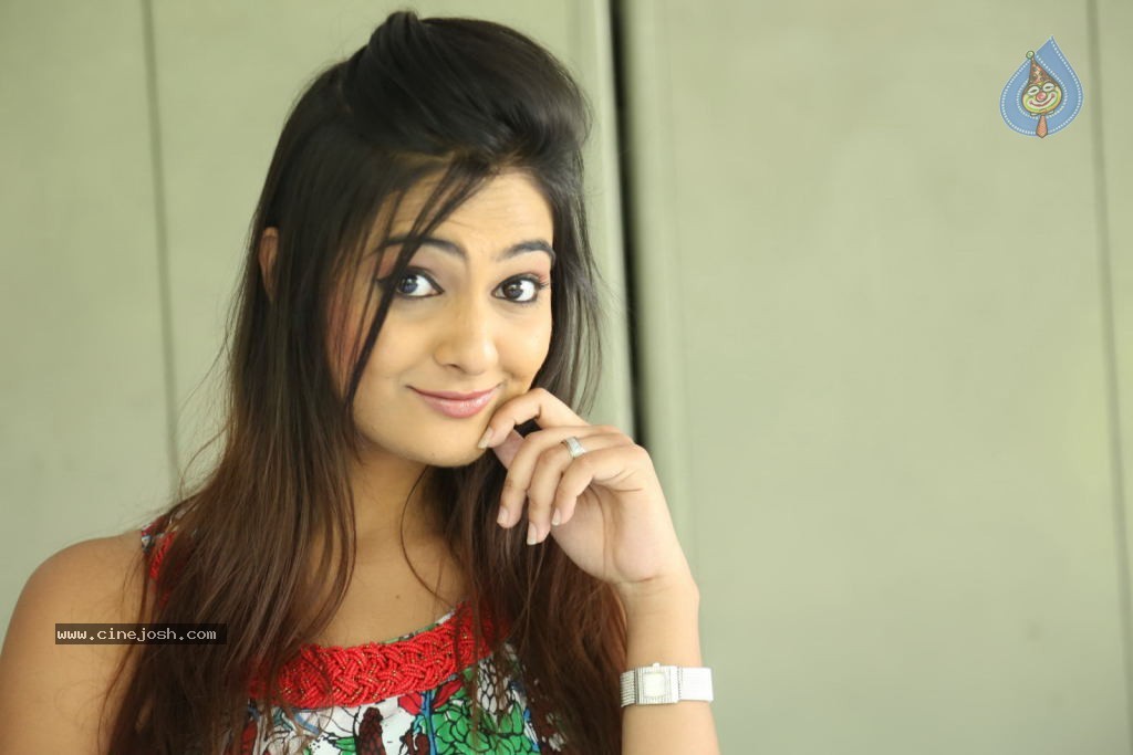 Neha Deshpande Latest Gallery - 2 / 101 photos